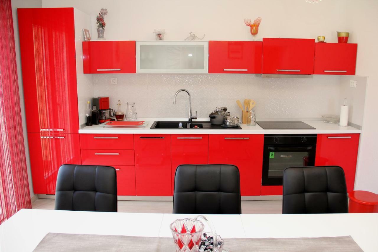 Apartmani Corleone Bilice Exteriér fotografie