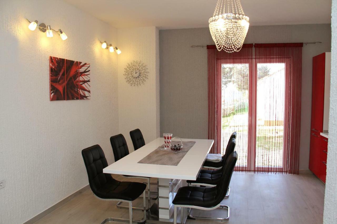 Apartmani Corleone Bilice Exteriér fotografie