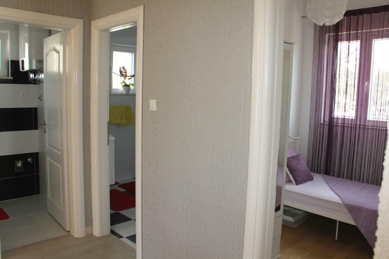 Apartmani Corleone Bilice Exteriér fotografie